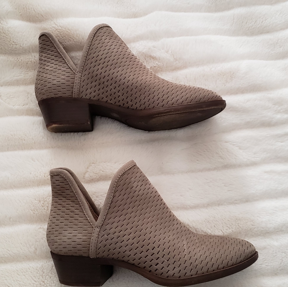 Booties - Picture 4 of 6